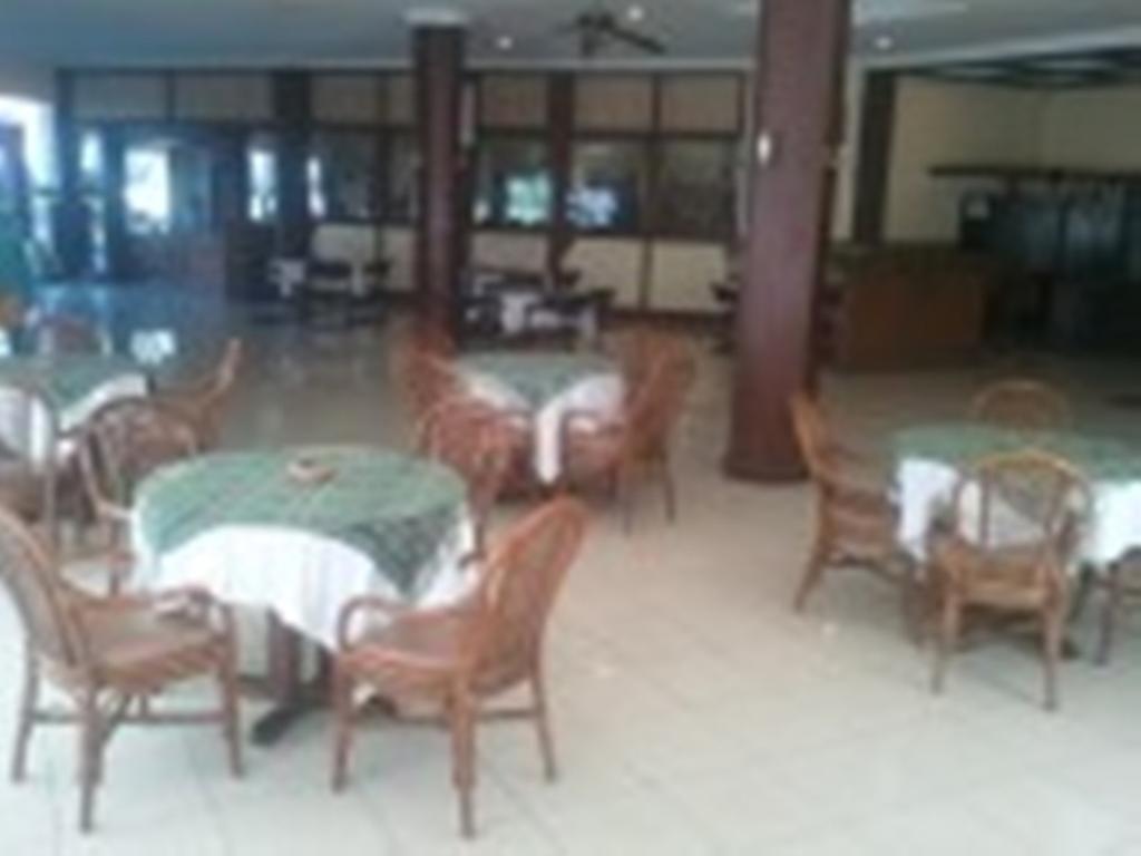 Jepara Indah Hotel Esterno foto